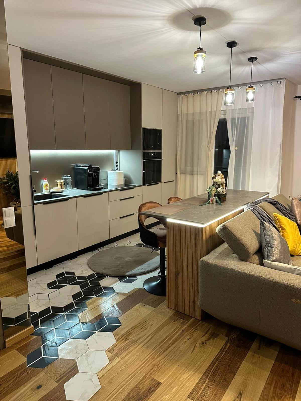 Apartament De Lux Andre Sibiu Luaran gambar
